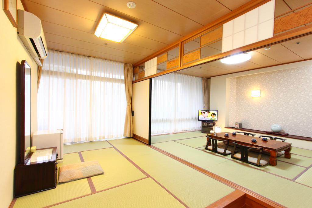 Dogo Hotel Mielparque Matsuyama Macujama Kültér fotó